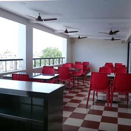 Hotel Sabarees Residency Madurai Buitenkant foto