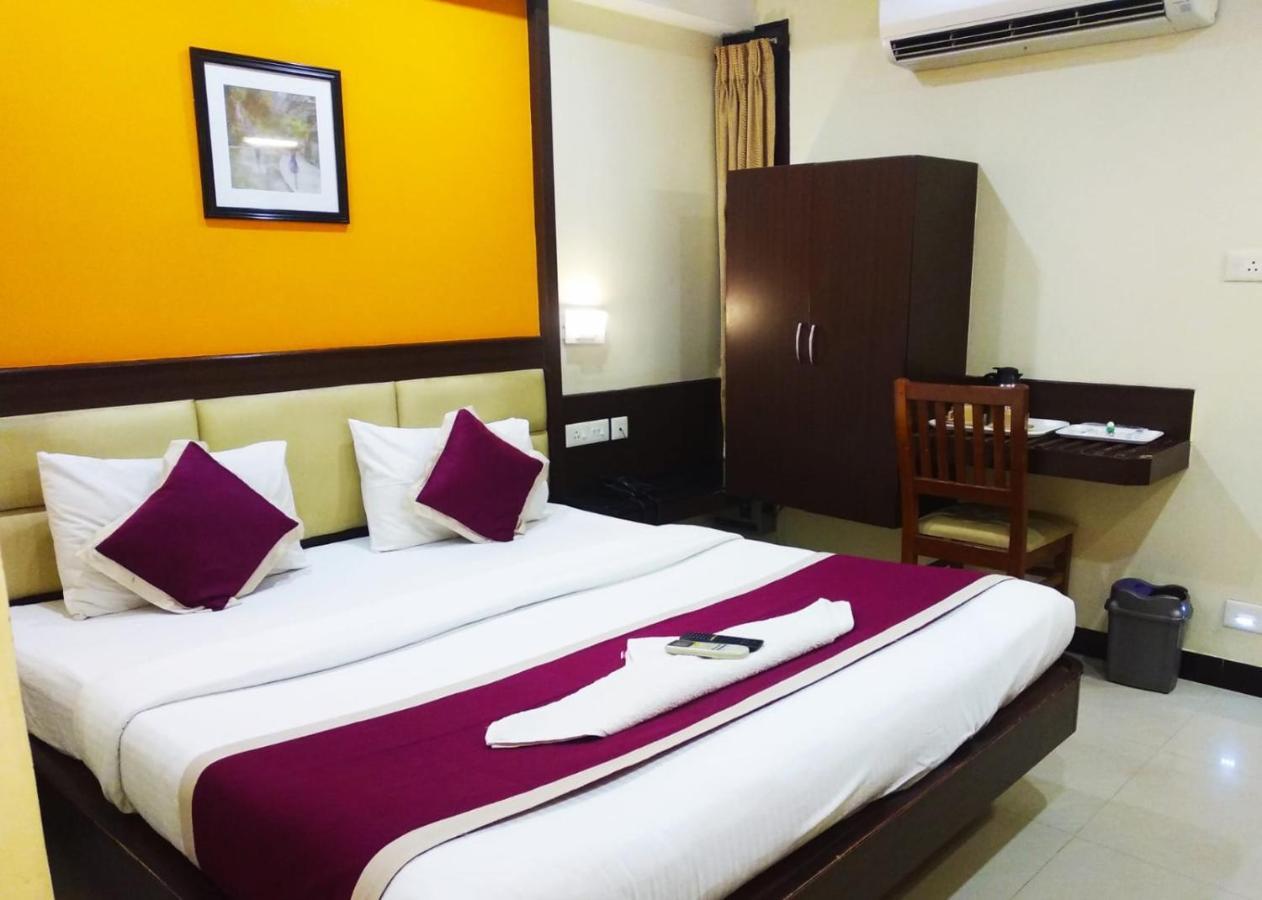 Hotel Sabarees Residency Madurai Buitenkant foto