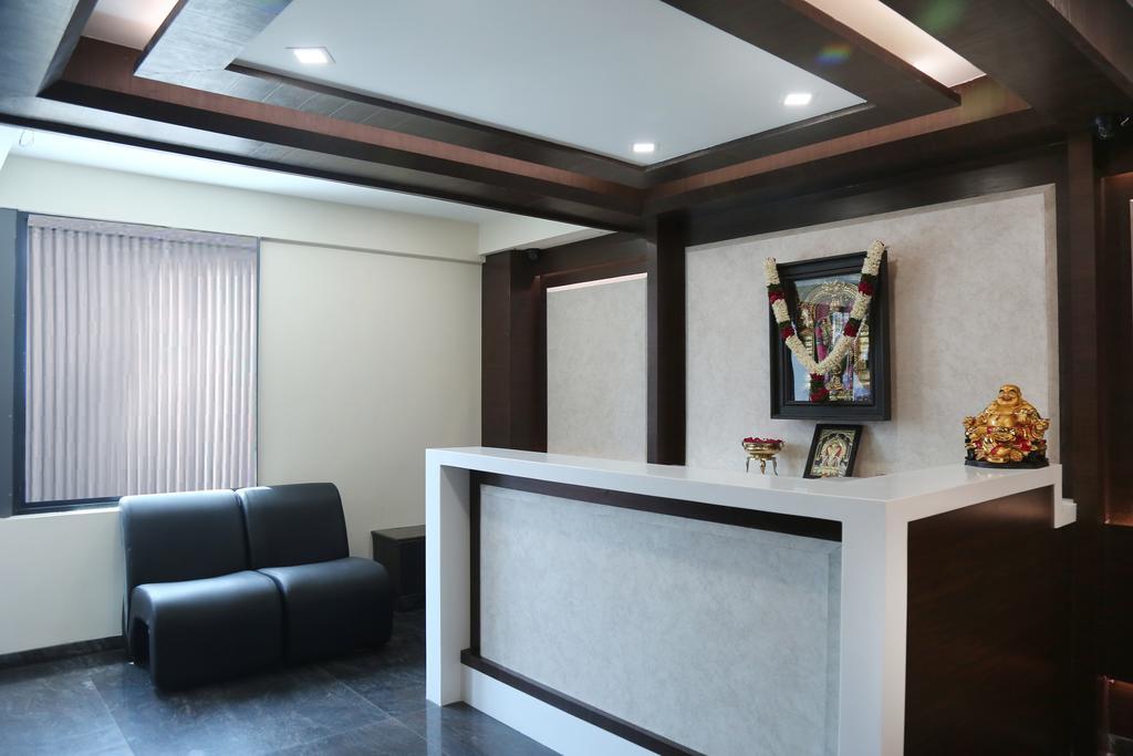 Hotel Sabarees Residency Madurai Buitenkant foto